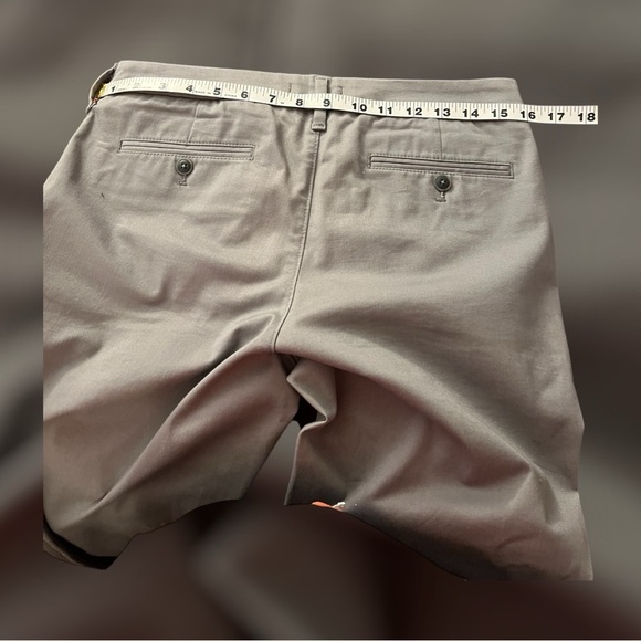 Express Skinny Chinos pants size W29/L32. Gray color. excellent used condition. - Picture 9 of 10